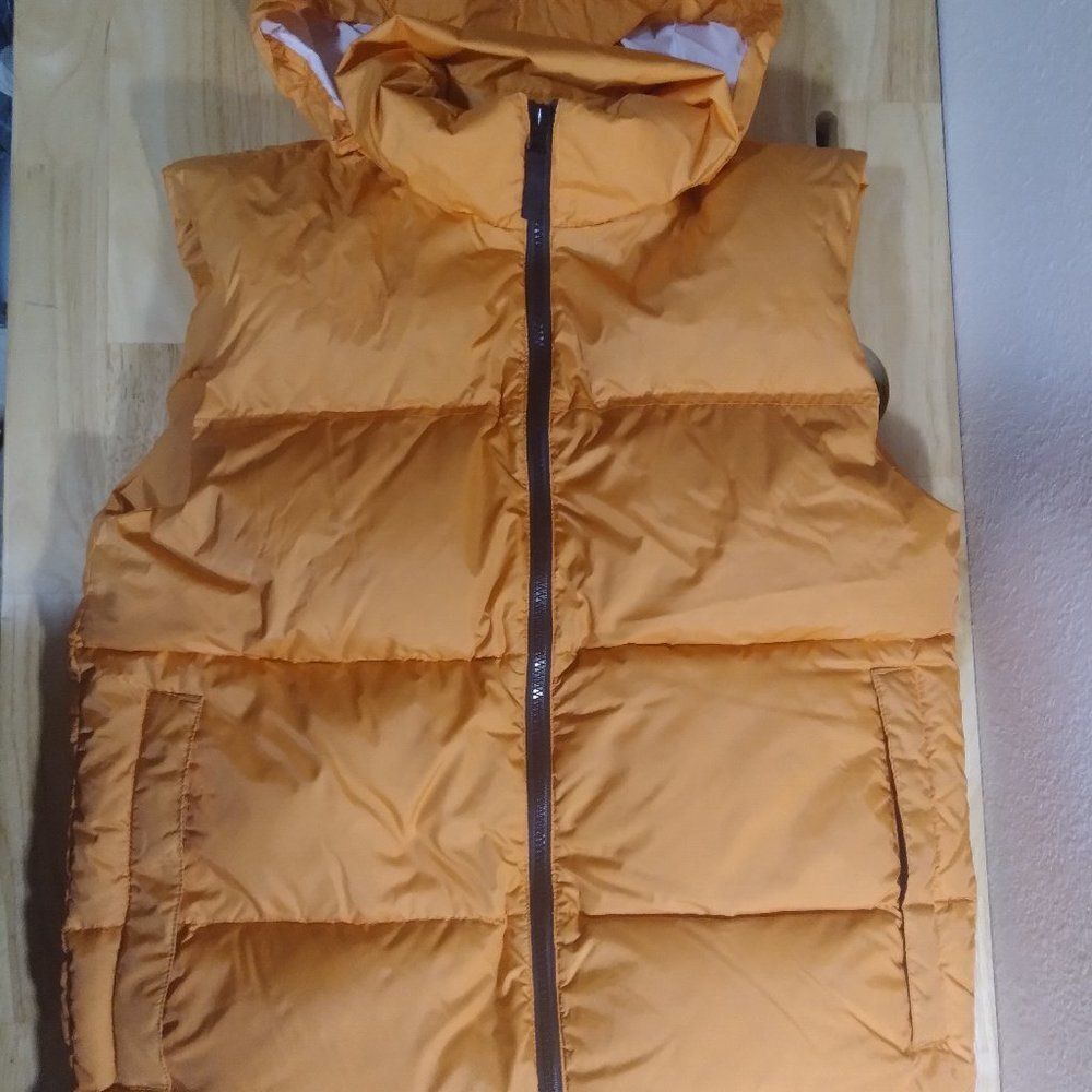 Vintage Performance Outfitters Down Vest